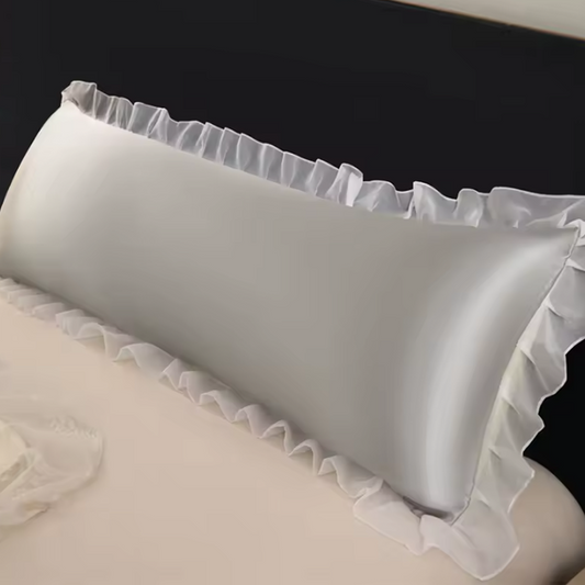 Pillowcase with Ruffles
